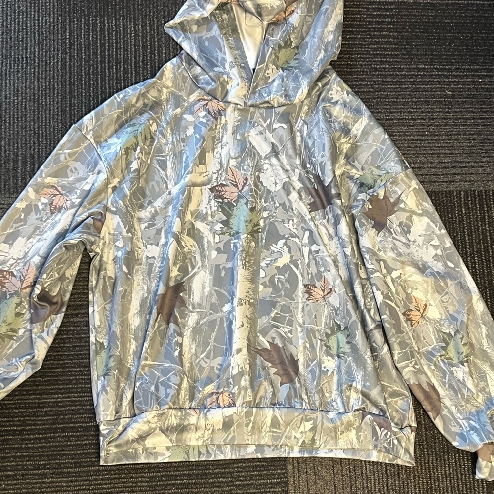 SHEIN Camouflage Hoodie in Gray and Green